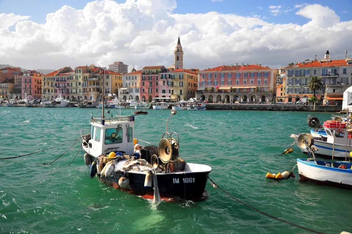 Un Posto Al Sole Villa Diano San Pietro Eksteriør bilde